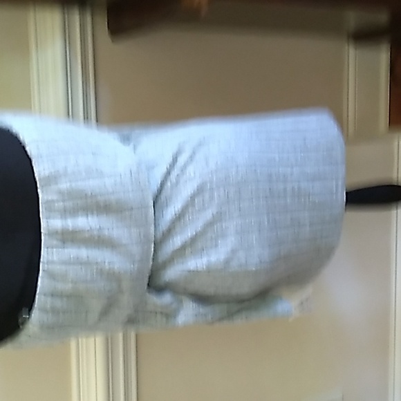 Extradionary NWT - Picture 2 of 2